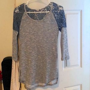 Size small Candies mid arm shirt